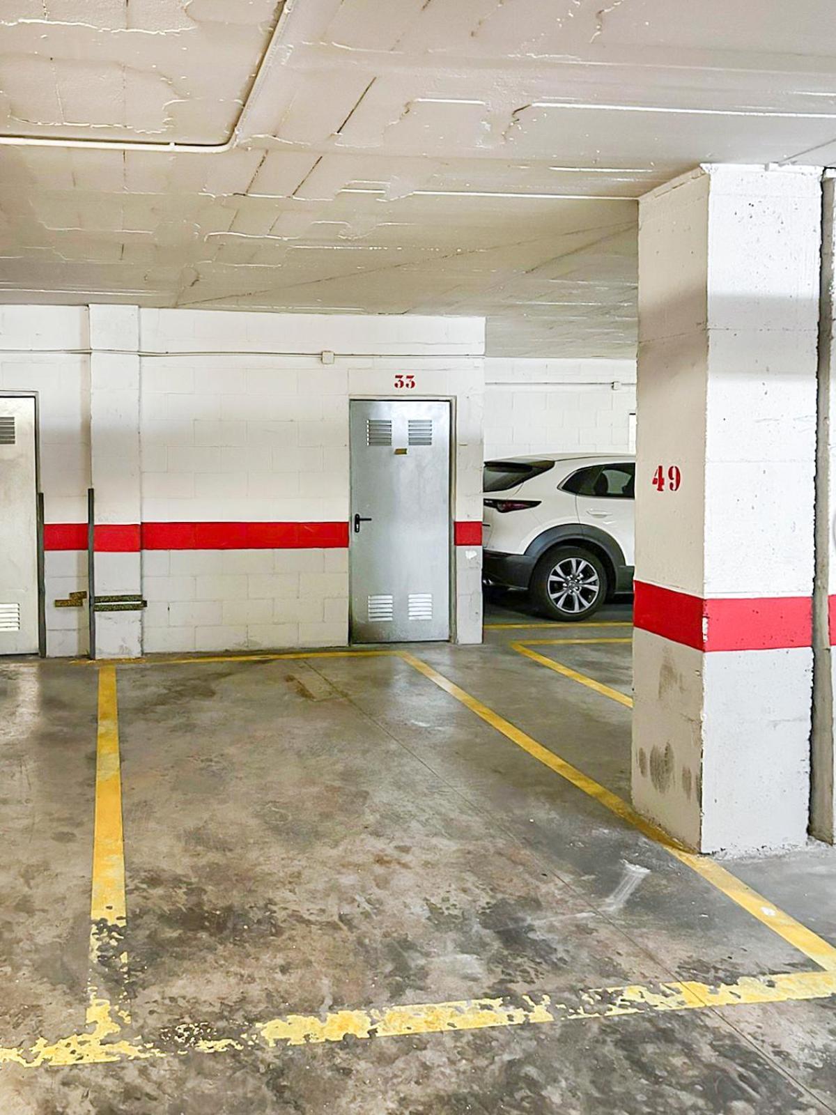 Estudio Del Carmen & Parking مالقة المظهر الخارجي الصورة